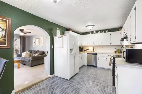 602 S 7th Ave, Ozark, MO 65721 photo 9