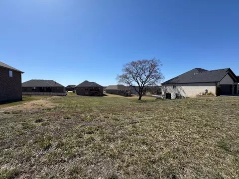 1242 W Gaslight Dr, Springfield, MO 65810 photo 2