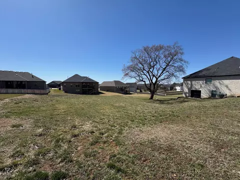 1242 W Gaslight Dr, Springfield, MO 65810 photo 3