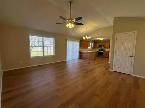 517 Cedar Ln, Willard, MO 65781 photo 8