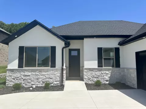 1611 W Gaslight Dr, Springfield, MO 65810 photo 3