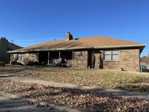 1631 E Lark St, Springfield, MO 65804 photo 1