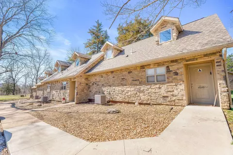 250 Rustic Hickory Ln #B, Branson, MO 65616 photo 1