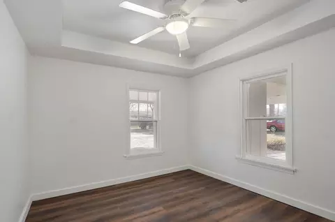 852 W Tracy St, Springfield, MO 65807 photo 9