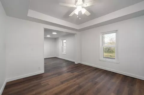 852 W Tracy St, Springfield, MO 65807 photo 4