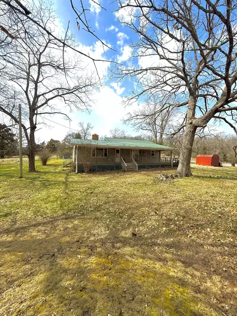 Exterior - 541 County Road 806, Gainesville, MO 65655 photo 1 of 9