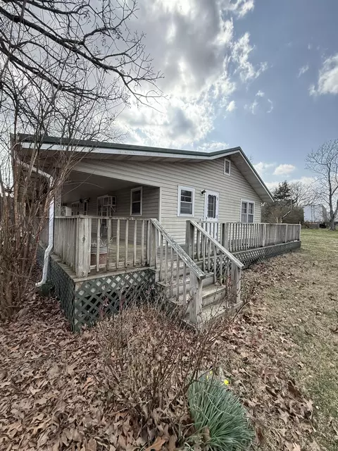 Exterior - 541 County Road 806, Gainesville, MO 65655 photo 3 of 9