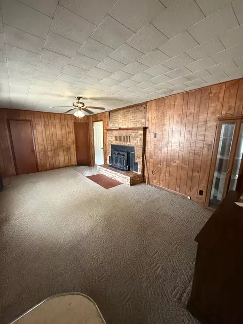 Living - 541 County Road 806, Gainesville, MO 65655 photo 1 of 4