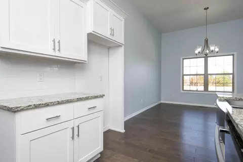 823 E Baracuda Dr, Nixa, MO 65714 photo 14