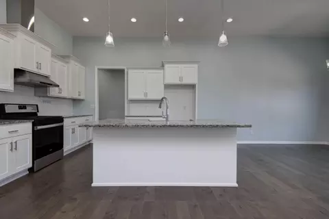 823 E Baracuda Dr, Nixa, MO 65714 photo 8
