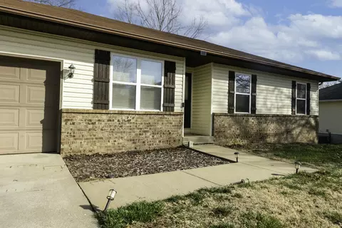 1513 W Meadow Ave, Ozark, MO 65721 photo 3