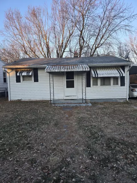 2231 N Grace Ave, Springfield, MO 65803 photo 1