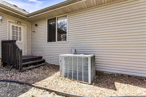 5199 E Hackberry St, Springfield, MO 65809 photo 38
