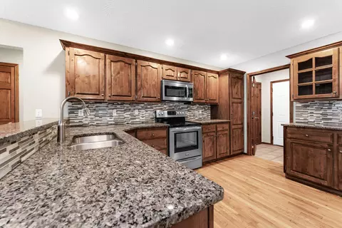 5199 E Hackberry St, Springfield, MO 65809 photo 23