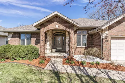 5199 E Hackberry St, Springfield, MO 65809 photo 4