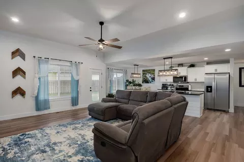 1706 E Calvary Camp Rd, Republic, MO 65738 photo 6