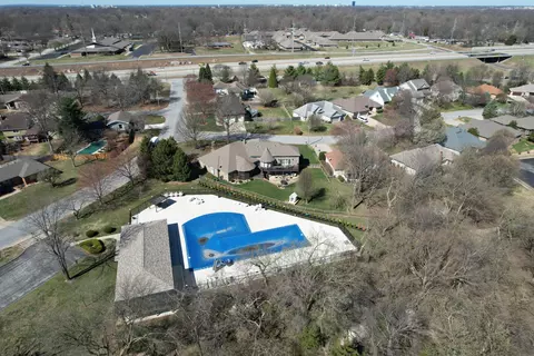 1413 S Ginger Blue Ave, Springfield, MO 65809 photo 53