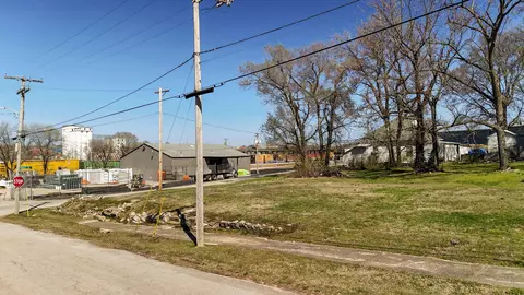 222 N 8th Ave, Springfield, MO 65806 photo 7