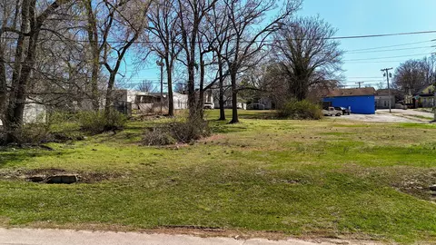 222 N 8th Ave, Springfield, MO 65806 photo 10