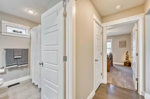 638 N Eagle Park Cir, Nixa, MO 65714 photo 33