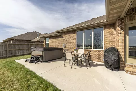 638 N Eagle Park Cir, Nixa, MO 65714 photo 42