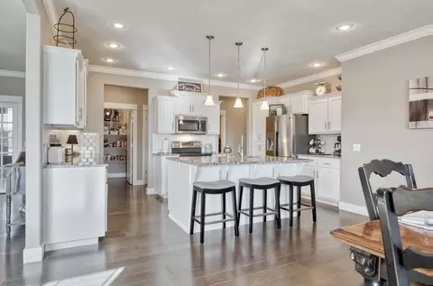 638 N Eagle Park Cir, Nixa, MO 65714 photo 13