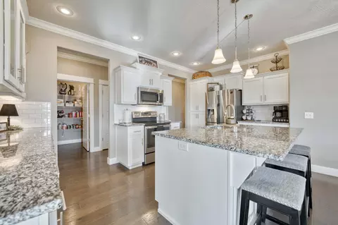 638 N Eagle Park Cir, Nixa, MO 65714 photo 14