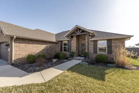 638 N Eagle Park Cir, Nixa, MO 65714 photo 3