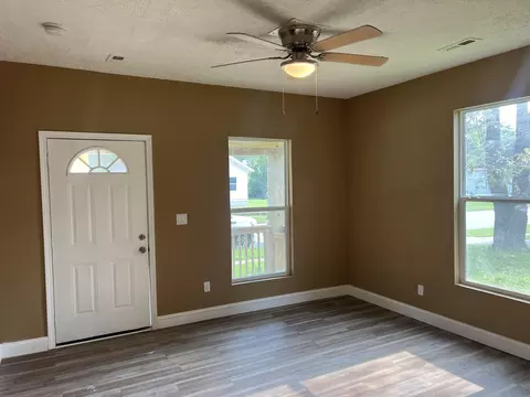 1322 E Central St, Springfield, MO 65802 photo 2