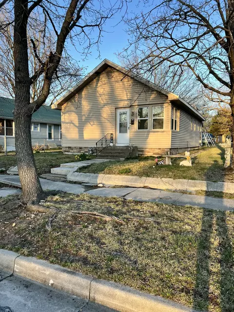 317 Mc Connell Ave, Joplin, MO 64801