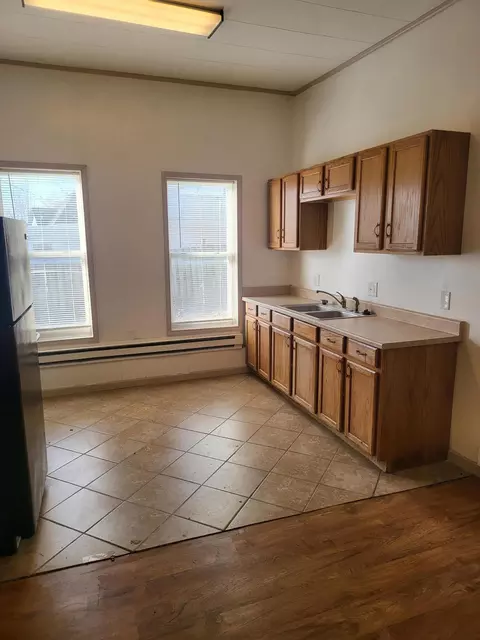 Kitchen - 505 9th St, Monett, MO 65708 photo 2 of 7
