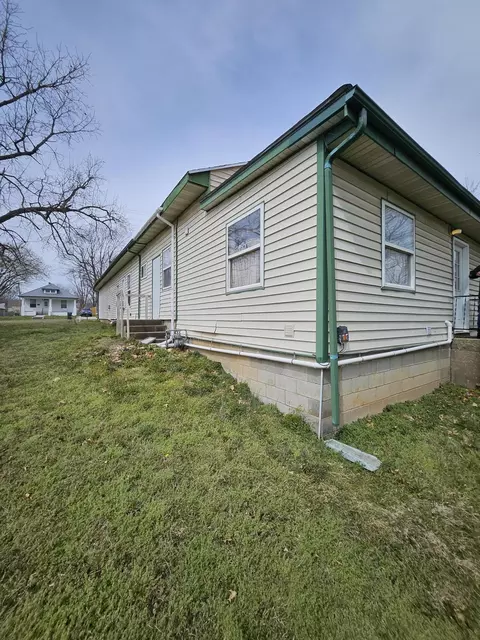 Other - 505 9th St, Monett, MO 65708 photo 7 of 8