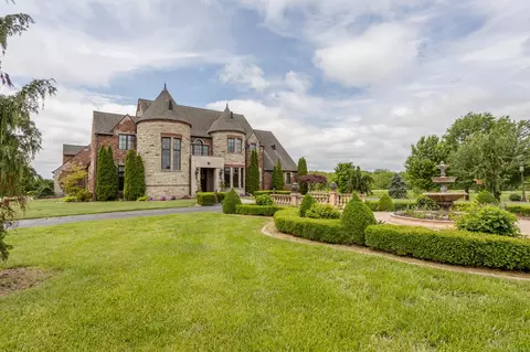 2172 E Farm Rd 48, Springfield, MO 65803 photo 1