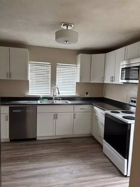 403 E Mt Vernon St, Nixa, MO 65714 photo 6