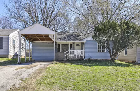 1068 S Thelma Ave, Springfield, MO 65807 photo 1