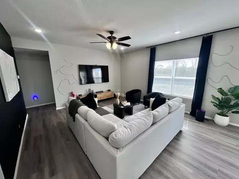 3364 W Hill St, Springfield, MO 65803 photo 6
