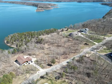 000 Eagle Point Ln, Shell Knob, MO 65747 photo 2