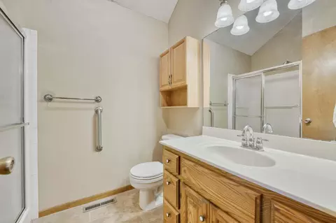 341 E Degraffenreid St, Springfield, MO 65810 photo 18