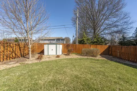 341 E Degraffenreid St, Springfield, MO 65810 photo 26