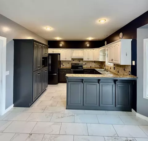 2135 W Royal Oak Dr, Springfield, MO 65810 photo 11