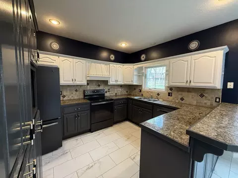 2135 W Royal Oak Dr, Springfield, MO 65810 photo 10
