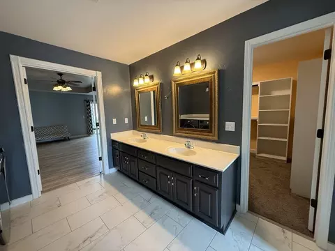 2135 W Royal Oak Dr, Springfield, MO 65810 photo 24