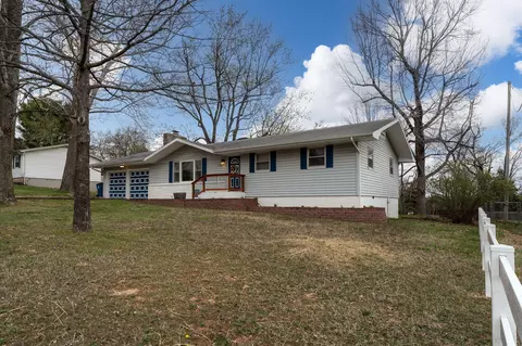 1201 E Lark St, Ozark, MO 65721 photo 4
