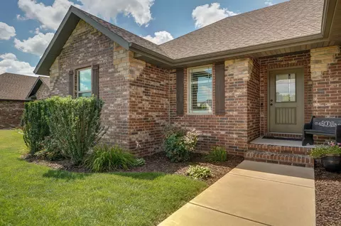 1859 N Bristol Ave, Springfield, MO 65802 photo 4