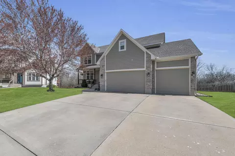935 Elder Ct, Raymore, MO 64083 photo 4