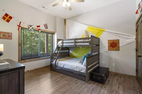 Bedroom - 168 Jax Trl #49, Indian Point, MO 65616 photo 7 of 10