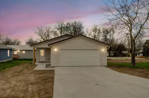 313 W Bedford St, Marshfield, MO 65706 photo 2