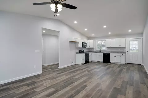 313 W Bedford St, Marshfield, MO 65706 photo 6