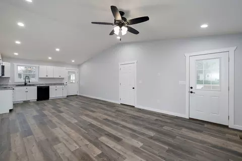 313 W Bedford St, Marshfield, MO 65706 photo 5