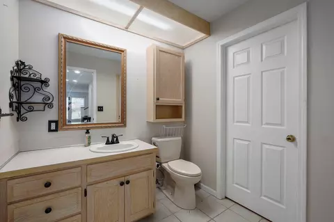 Bath - 104 Allen St, Marshfield, MO 65706 photo 1 of 5